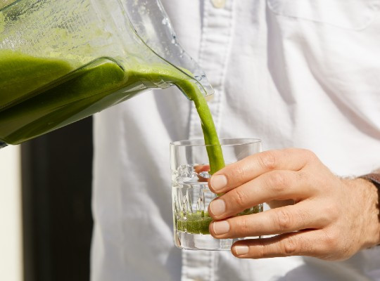 Grøn smoothie med spidskål