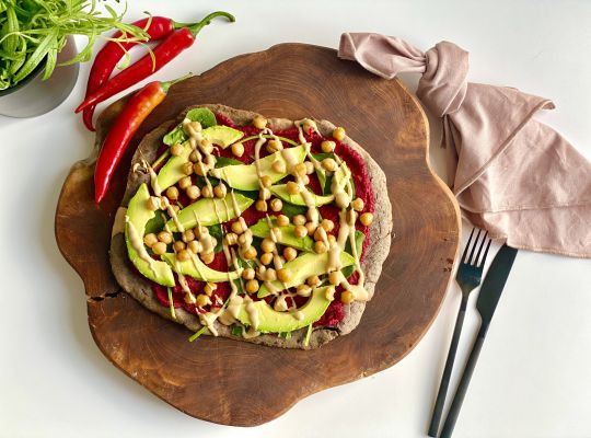 Pizzadej af sorte bønner